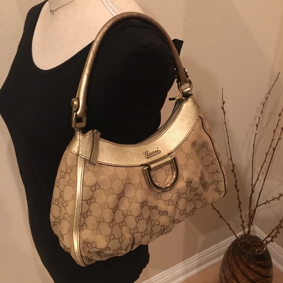 Gucci Handbags - 💯Auth GUCCI Guccissima Abbey D-Ring  Shoulder Bag
